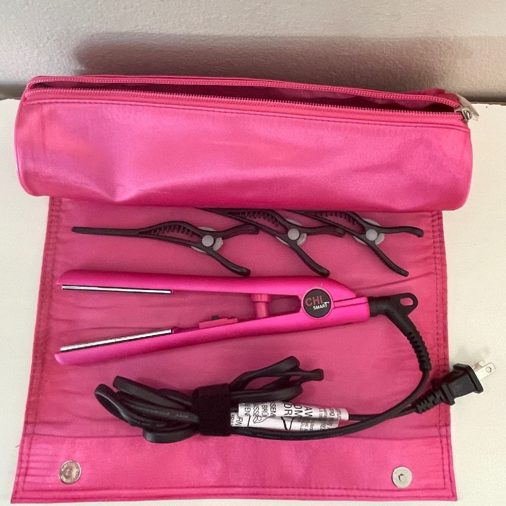 NEW...CHI SMART FLAT IRON, TRAVEL CASE + 3 HAIR CLIPS